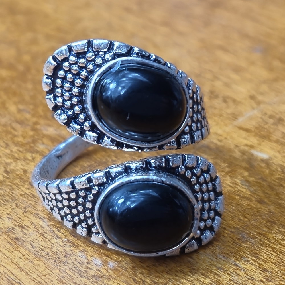 925 Sterling Silver Ring With Doble Black Onix Stones Size 9 (#14)